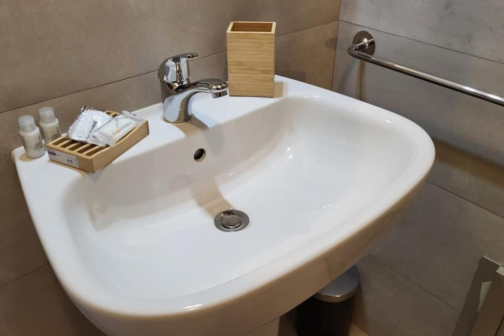 Rifugio In Citta Apartment Модена Екстериор снимка